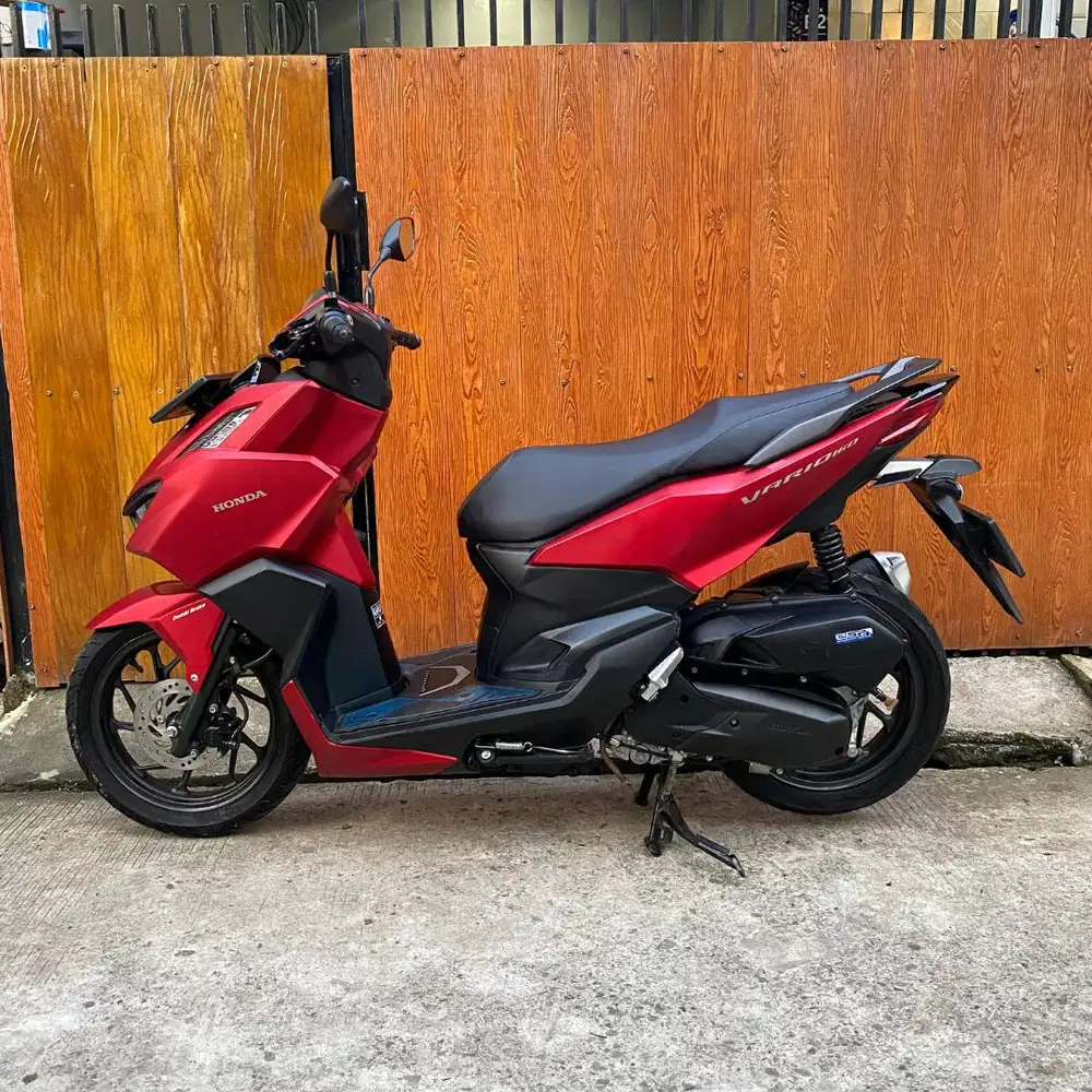 VARIO 160 CBS 2023 LIKE NEW KM LOW FULL ORI