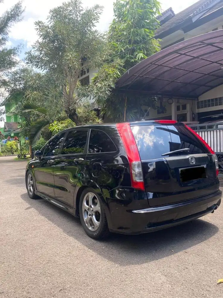 RARE Honda Stream RSZ 1.8AT
