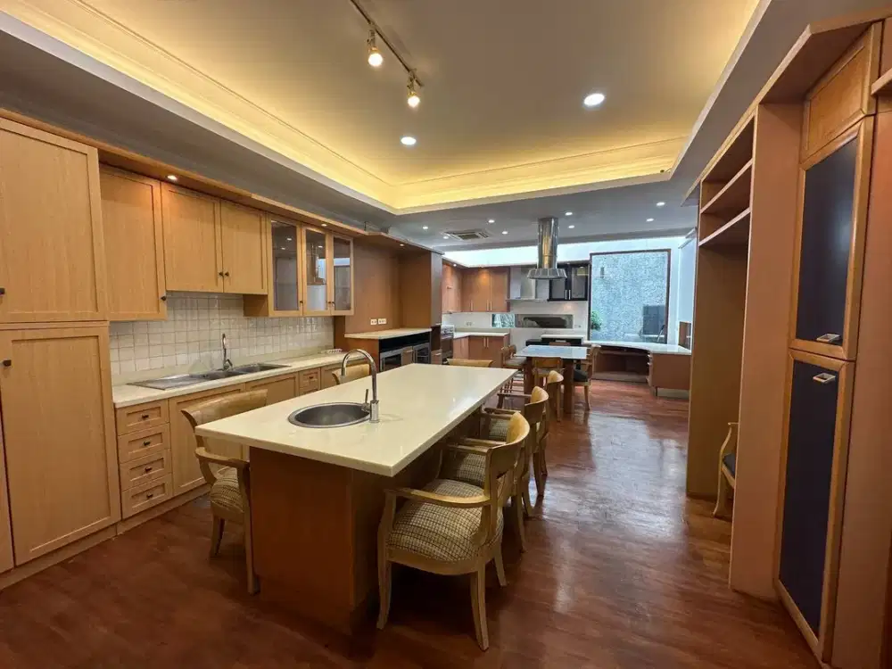 LXMMT 0111 Disewakan Rumah Mewah Selangkah Ke JW Marriott Kuningan