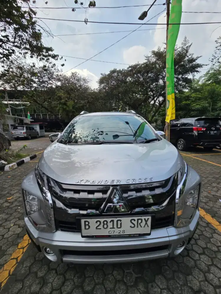 Mitsubishi Xpander 1.5 Cross Silver-AT 2021