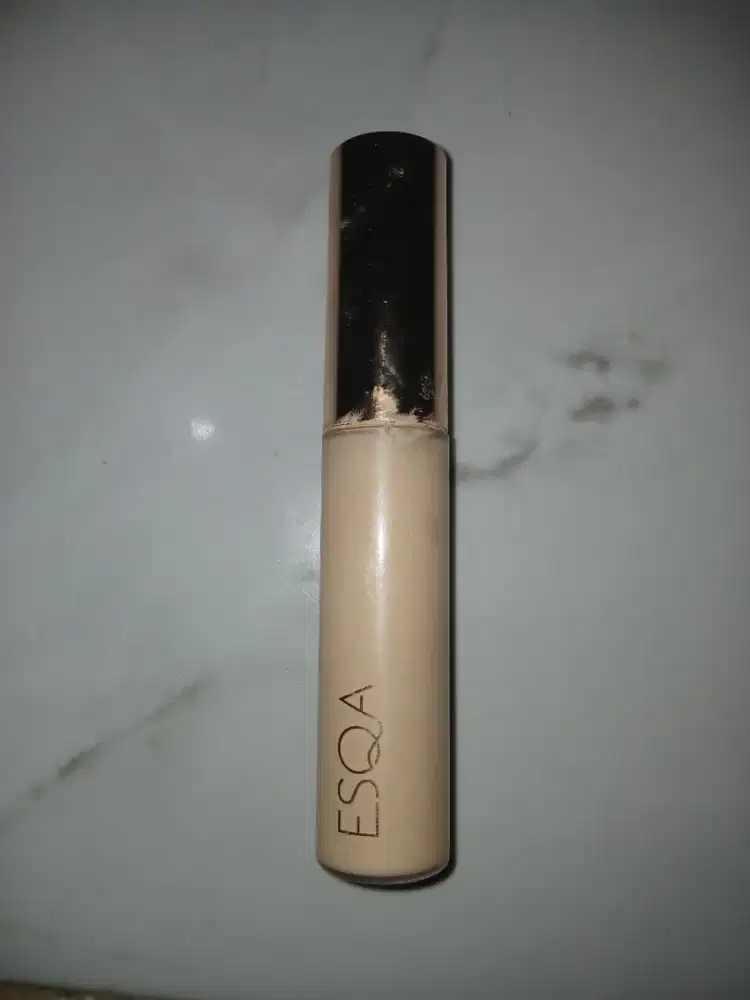 Concealer Esqa bagus dan cantik