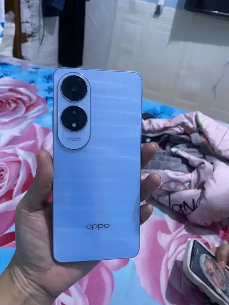 Oppo A 60 biru awan