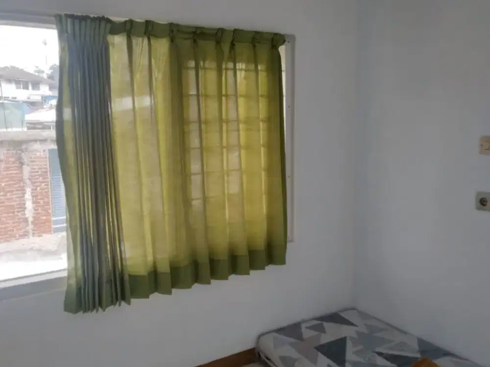 Dijual Rumah Kosan Aktif Tamansari atas Dekat Kampus UNISBA Bandung