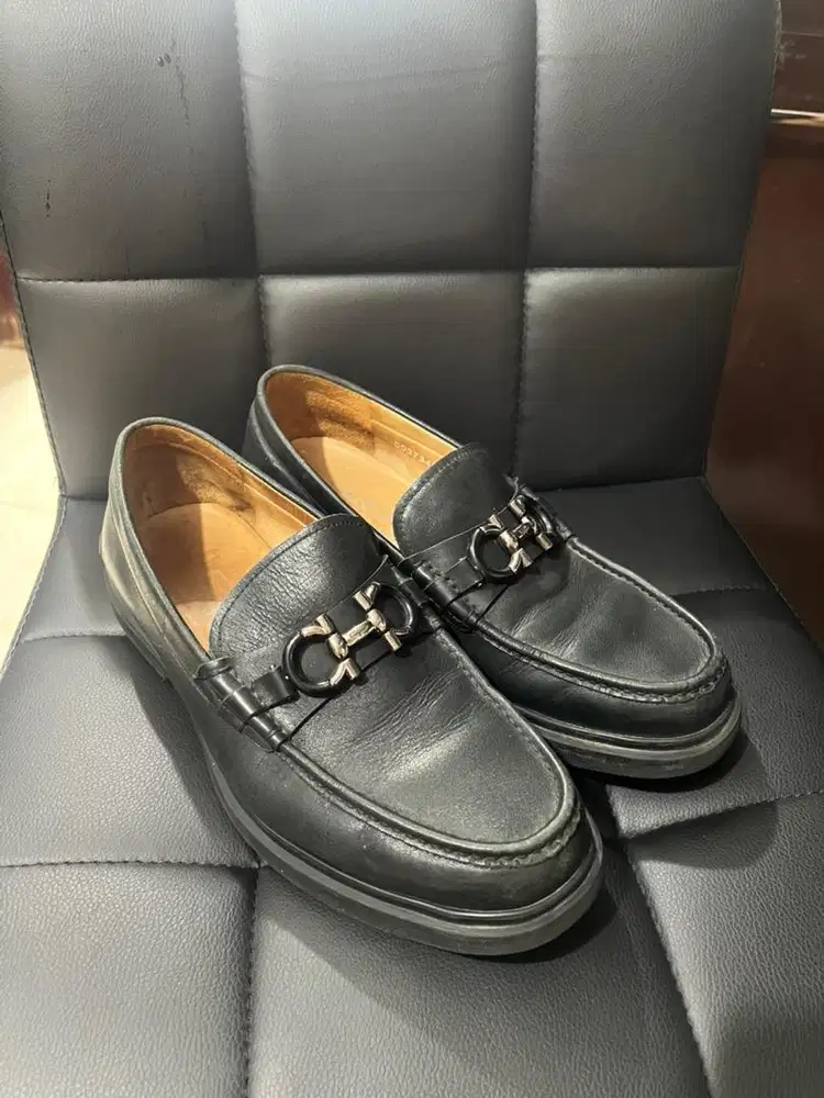 Ferragamo Loafer size 43 insole 28cm