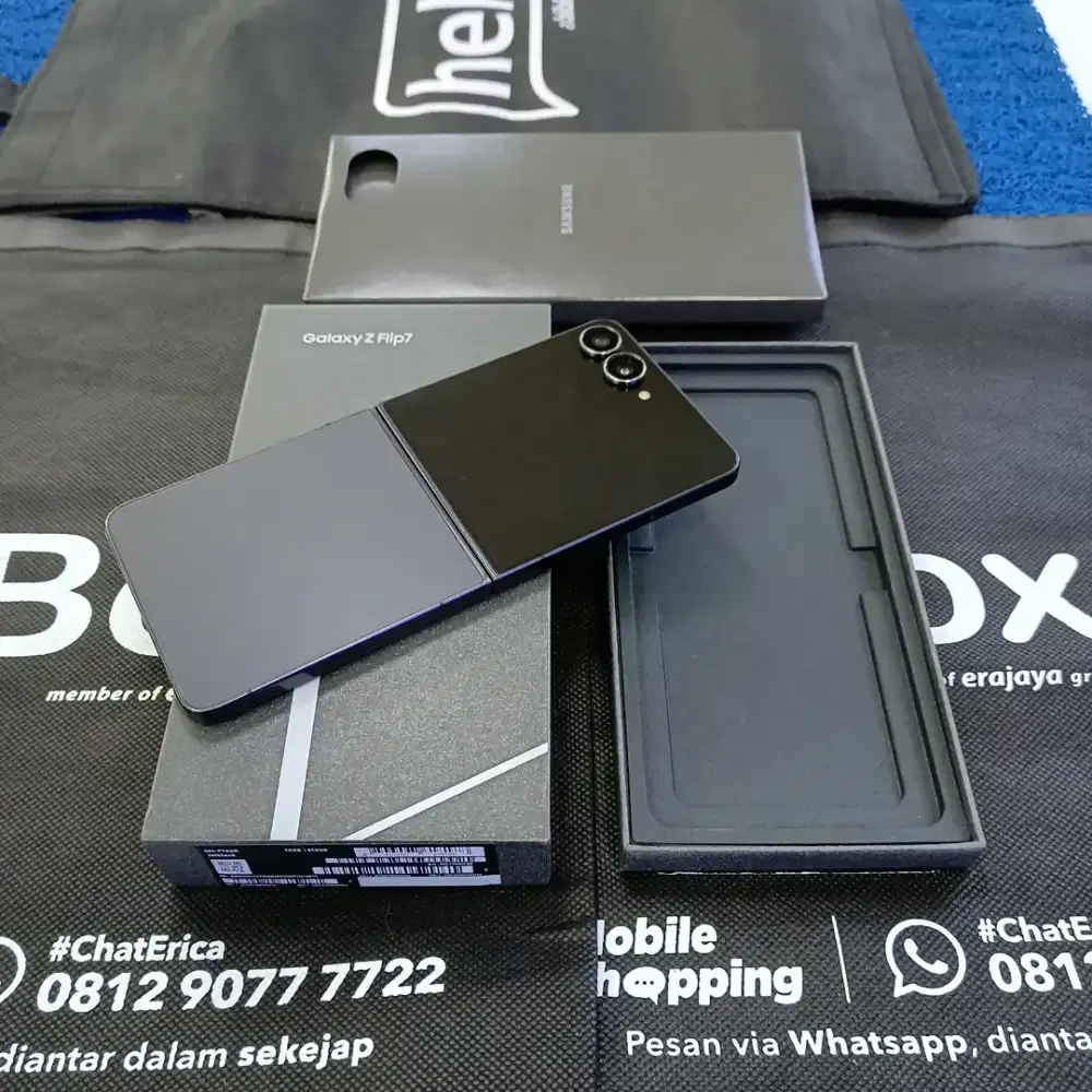 Samsung Galaxy Z Flip 7 12-512gb pake 2 Bln 99% like new resmi sein