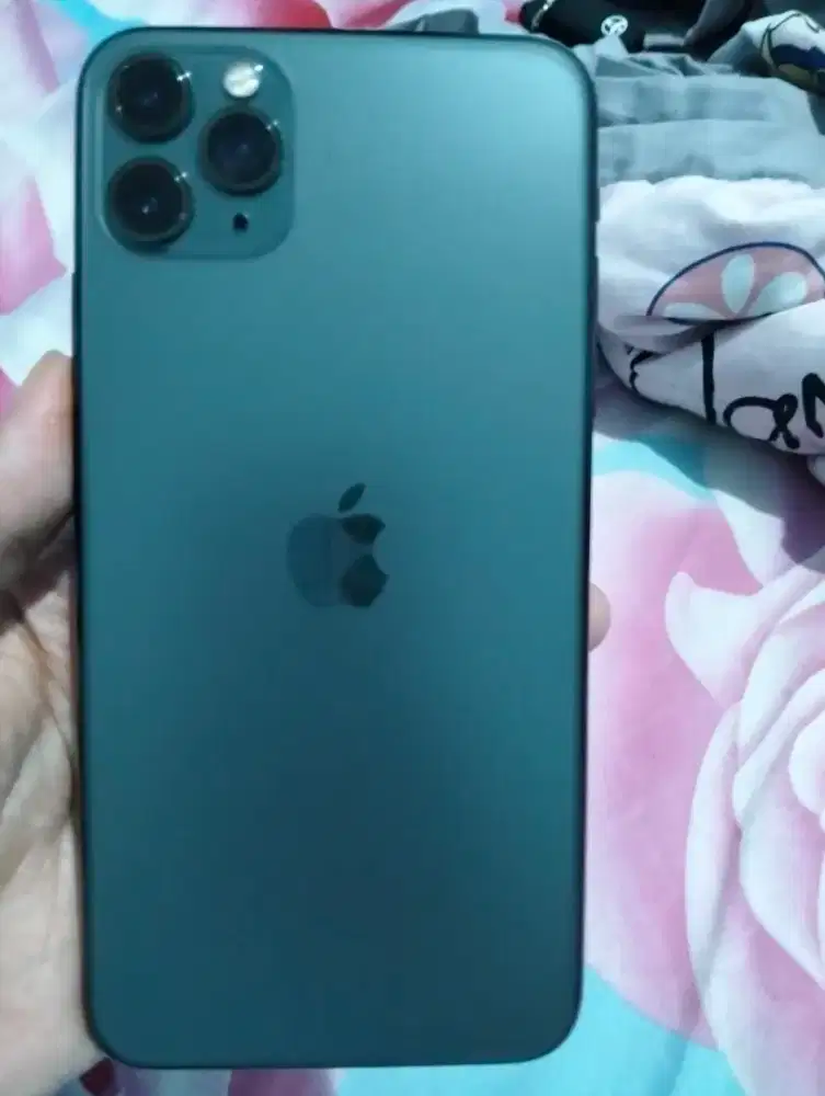 IPHONE 11 PROMAX GREY
