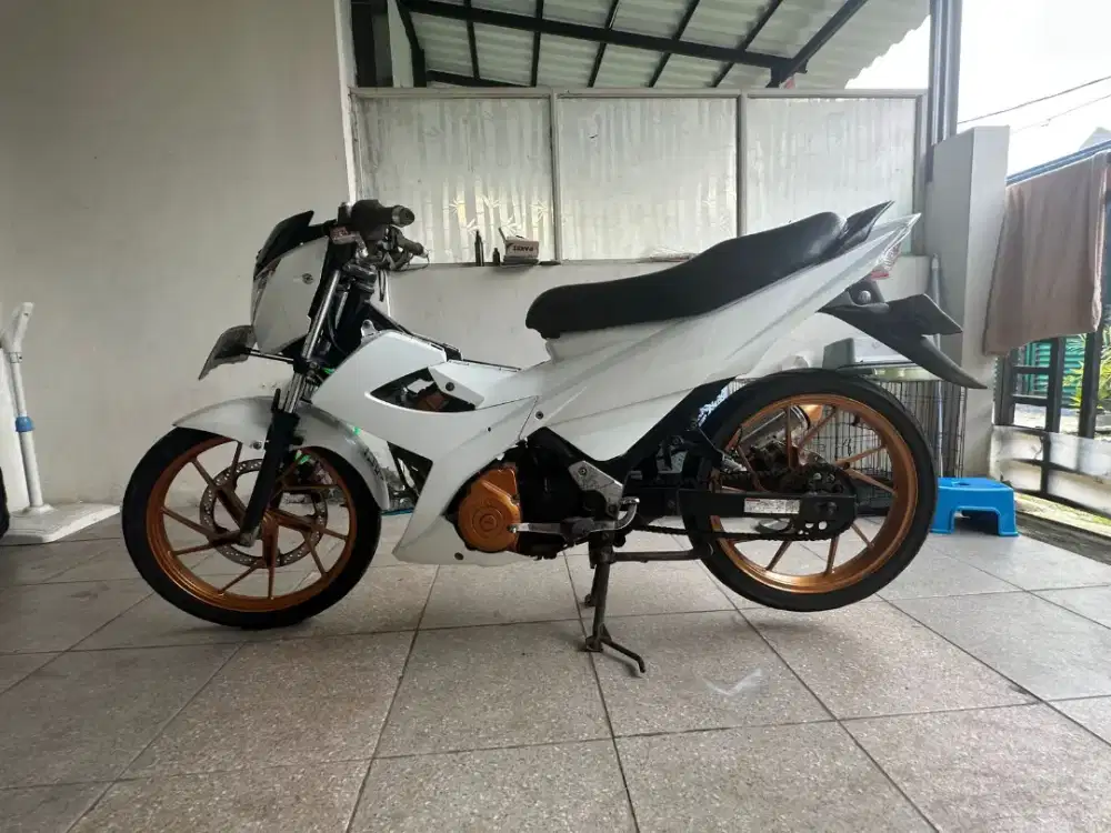 Satria Fu 2015 
Bkpb only