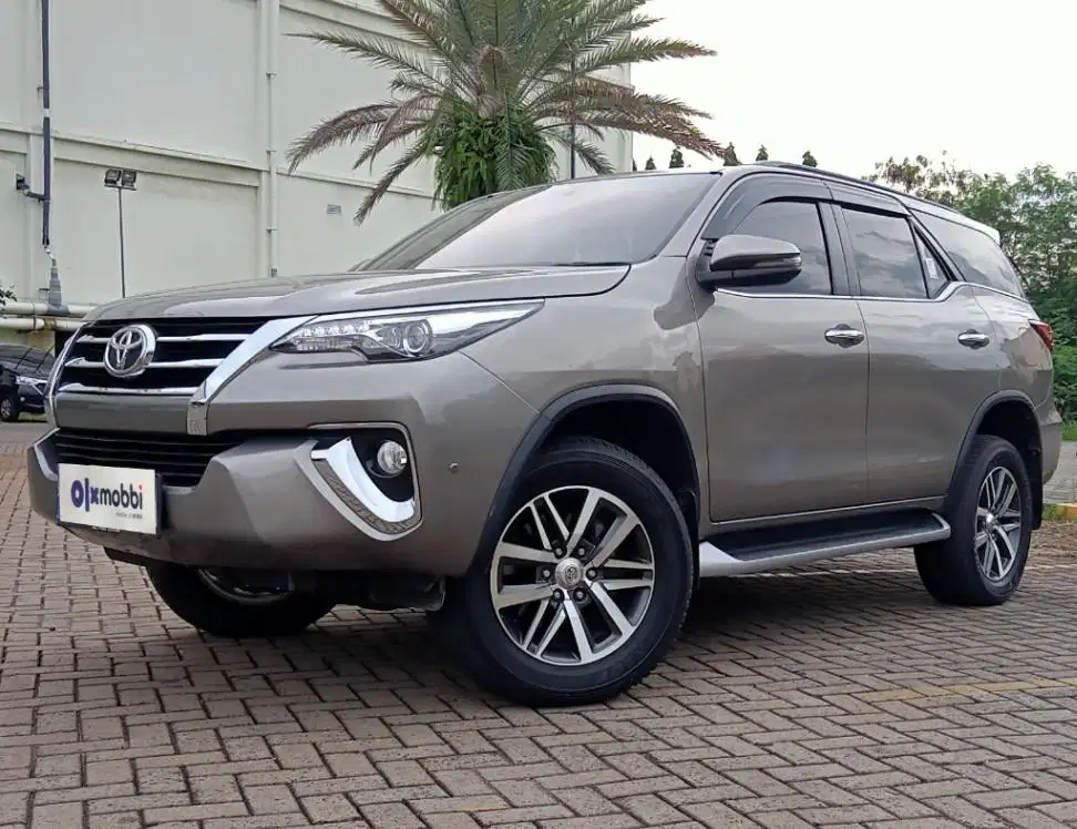 TDP 19JT Toyota Fortuner 2.4 4x2 VRZ Solar-AT Abu 2021