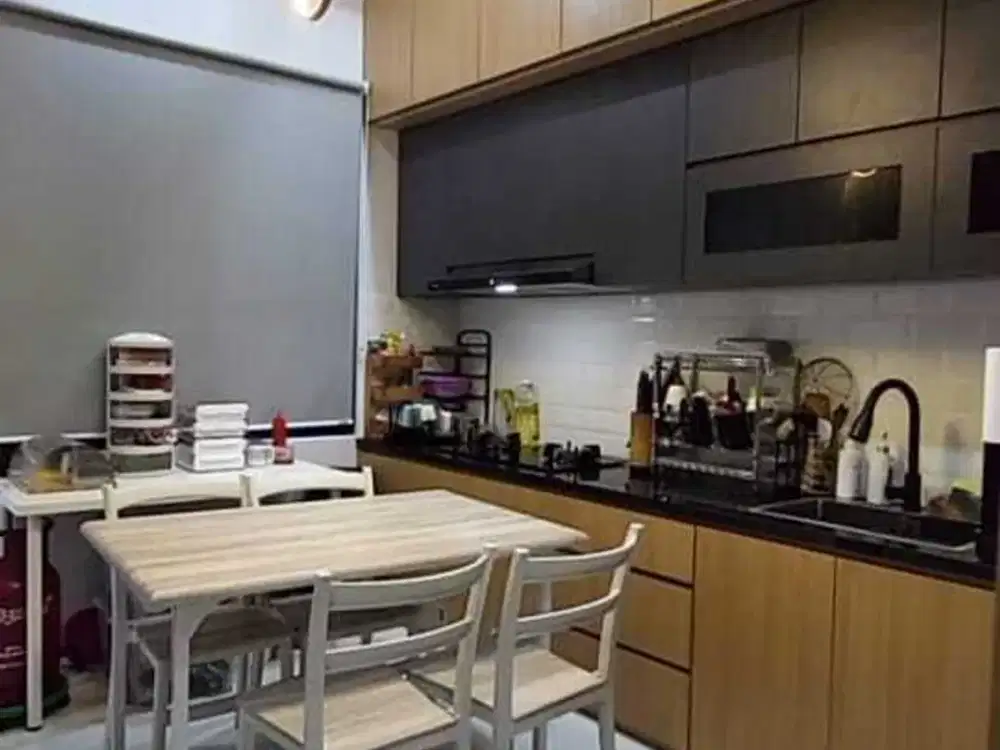 DIJUAL RUMAH BAGUS SEMIFURNIS HARGA MURAH VICTORIA SENTUL CITY SSR670 A2