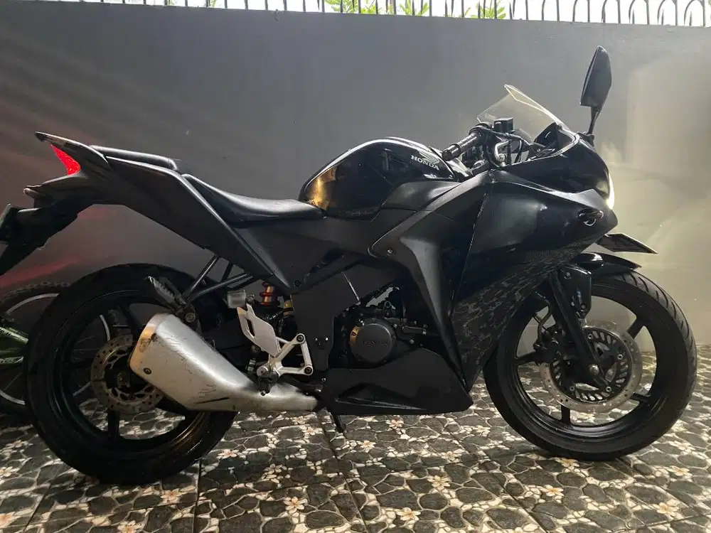 Honda CBR 150 Fi Thailand 2013