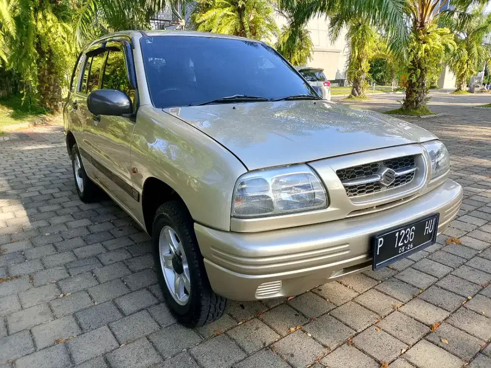 Suzuki Escudo kapsul 2005 bagus terawat