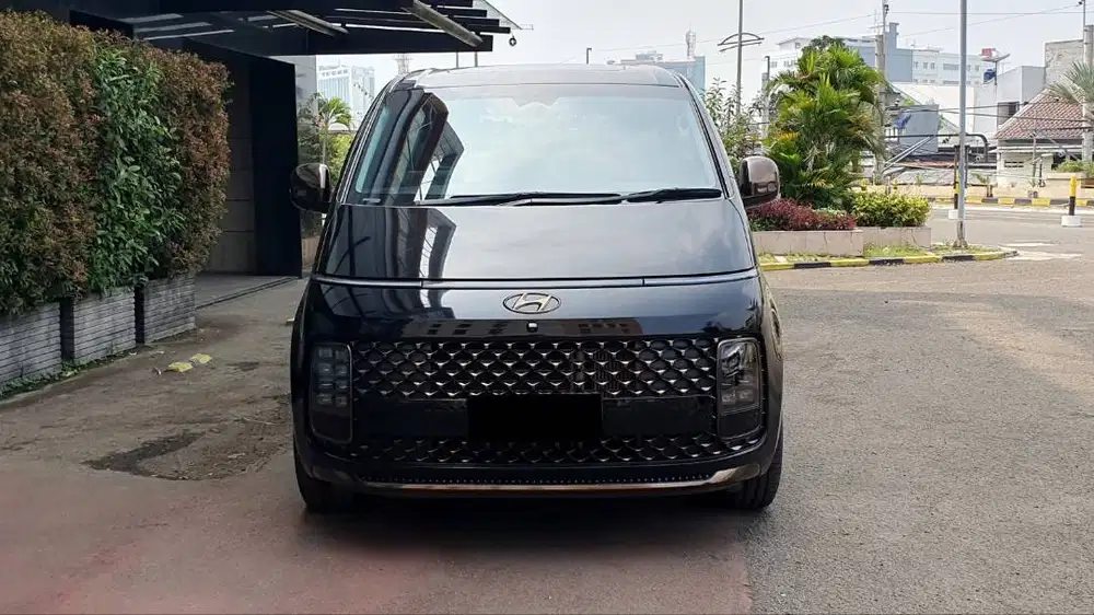 [ GARANSI 5TH ] Hyundai Staria 2.2L 2WD Signature Diesel AT Hitam 2022