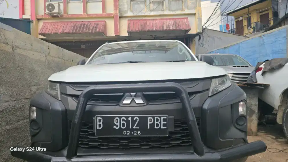 Di jual triton hdx 2020 4x4 hdx