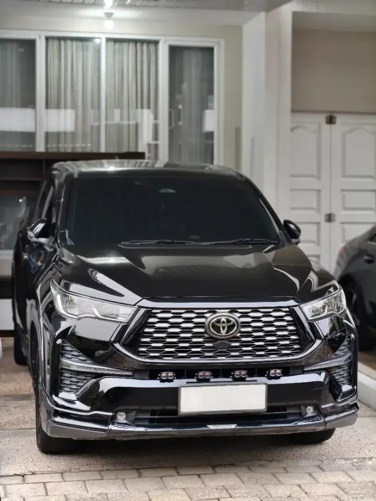 Zenix Q Hybrid 2024
