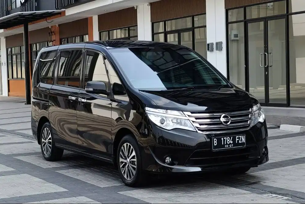 Nissan Serena X 2.0 AT 2017