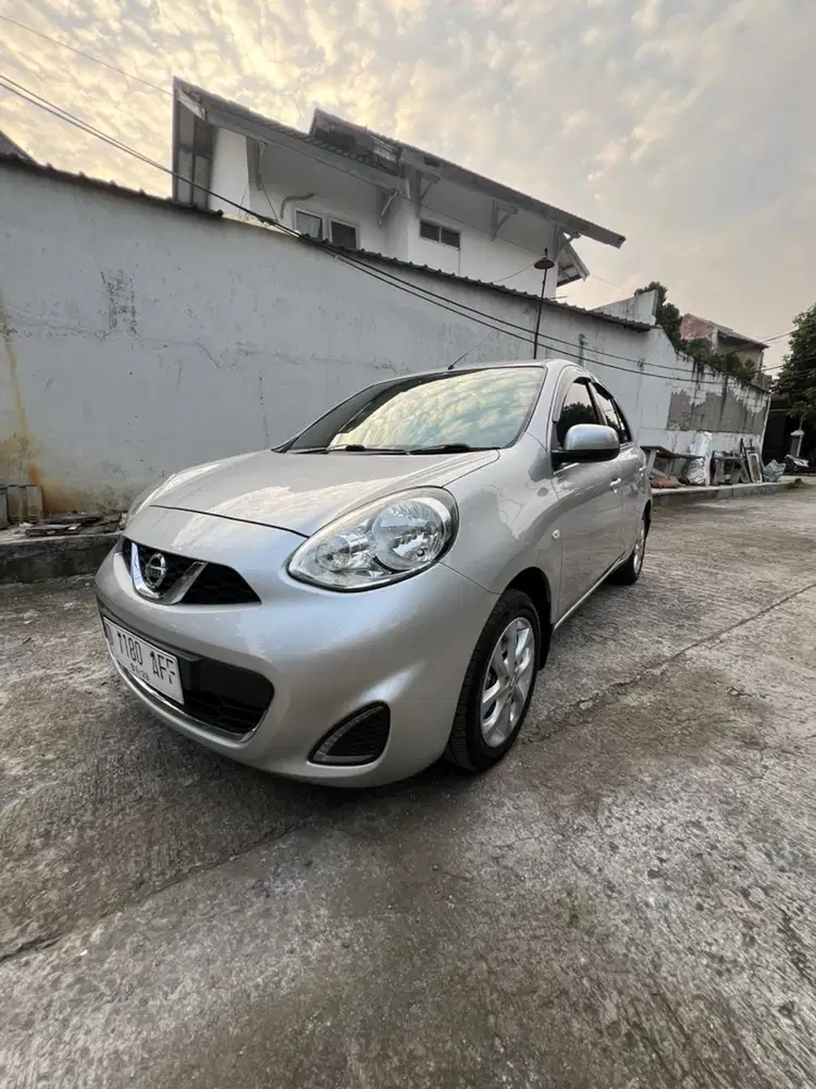 Jual Nissan March 2017 XS AT