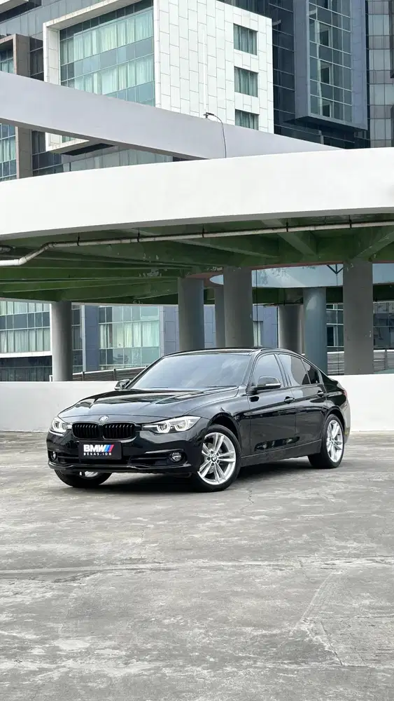 BMW 320i 2020 Bensin