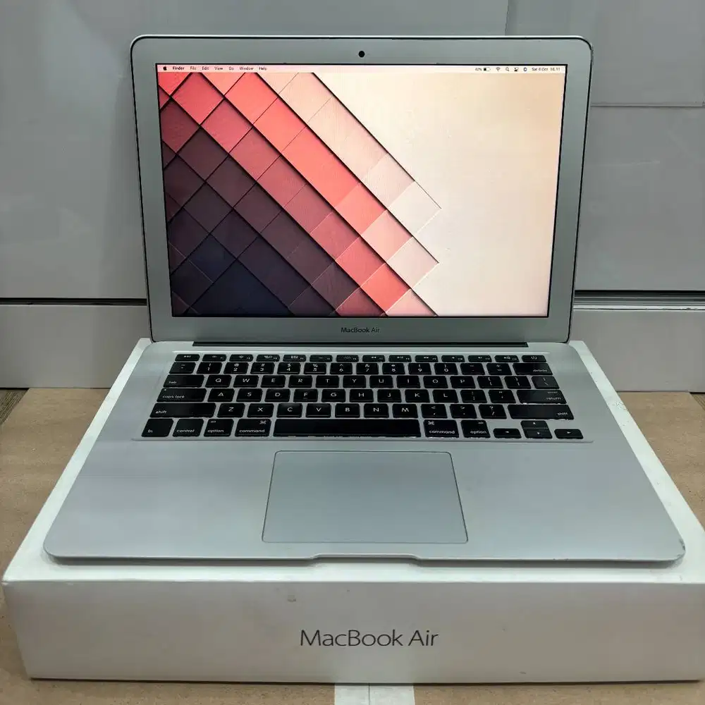 MacBook Air 13 inch 2017 8/128GB Fullset