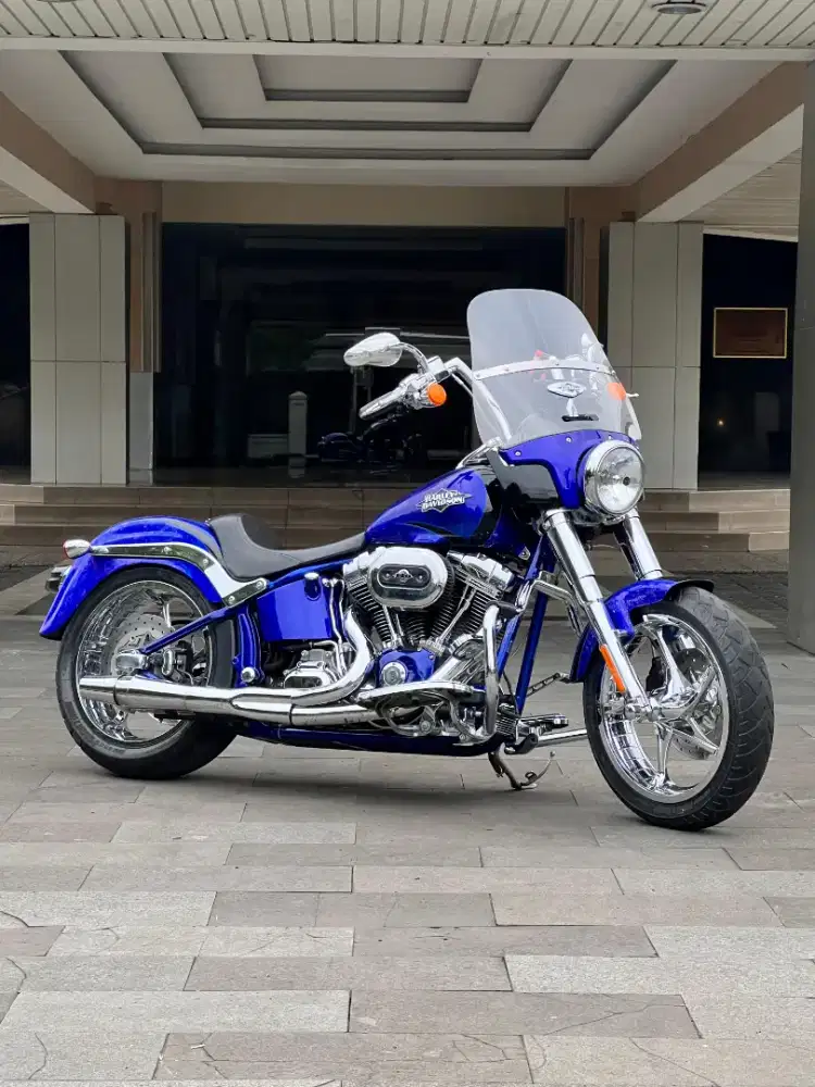 Harley Softail CVO convertible 2012 RARE rawatan