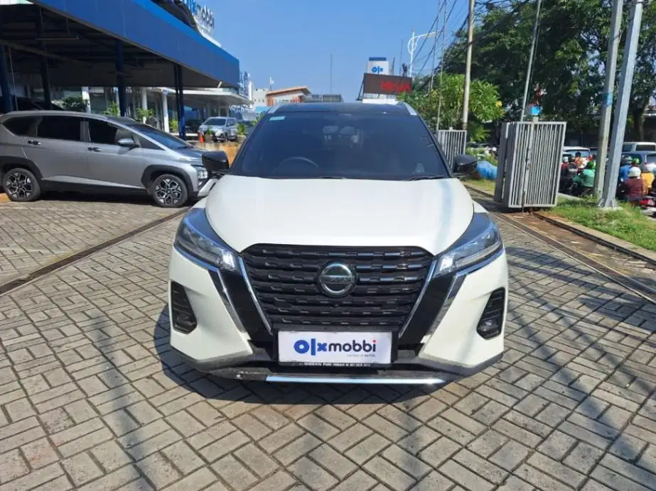 DP MURAH Nissan Kicks 1.2 Bensin-AT 2020 Abu-Abu CBRPB
