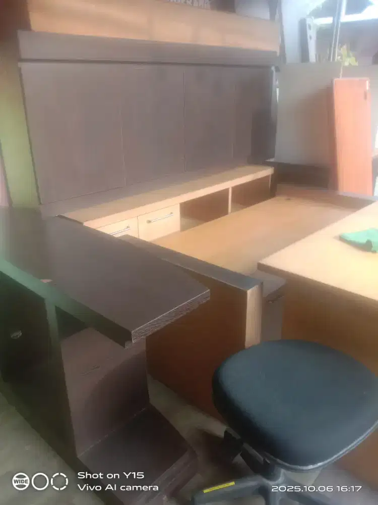 Kostum fhurniture menerima pembuatan meja meja khitcen set dan catt