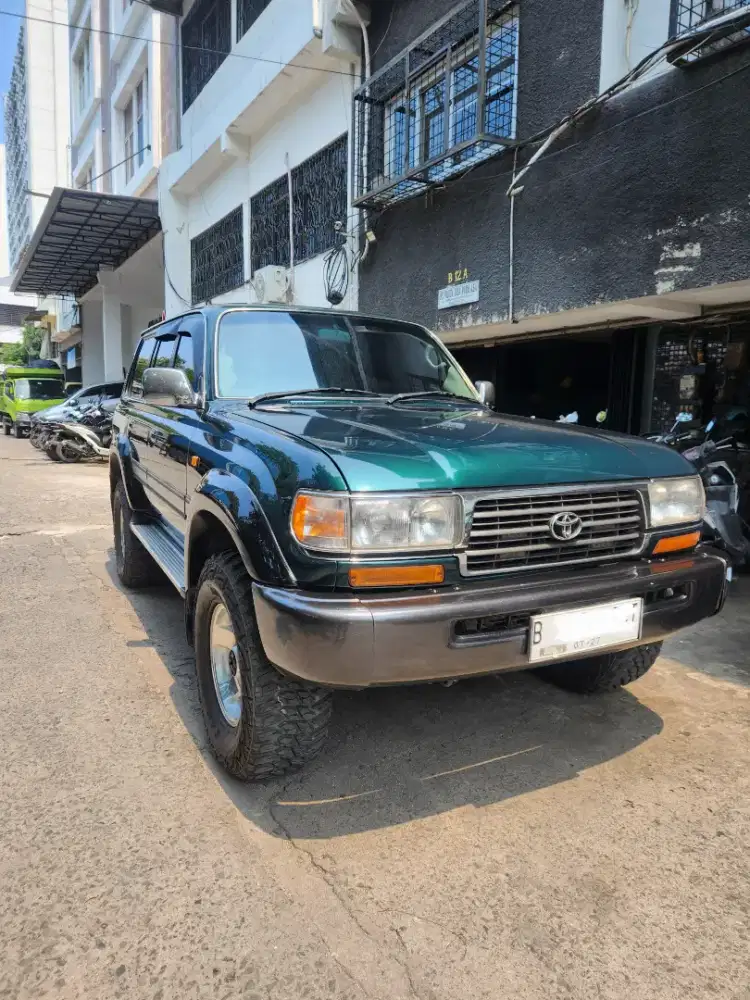 Jual toyota landcruiser VX-R thn 97