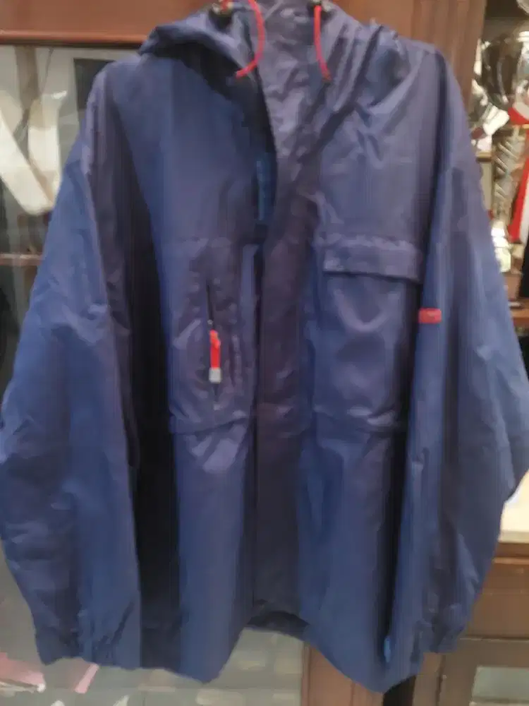 Jaket wind breaker tebal