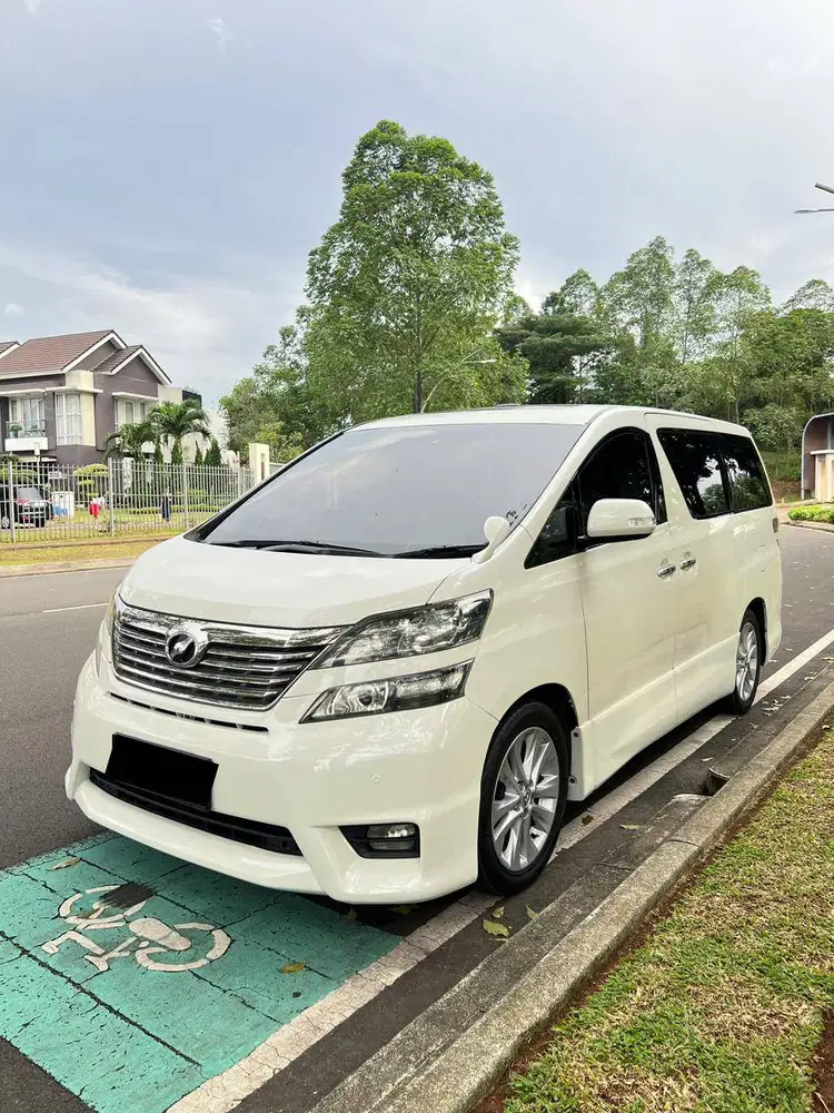 TOYOTA VELLFIRE 2.4 Z ALLES AT 2009 White Putih 2010 2008 Jual Bu