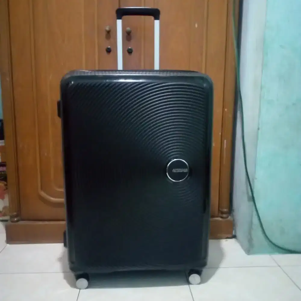 AMERICAN TOURISTER by Samsonite size 30inch