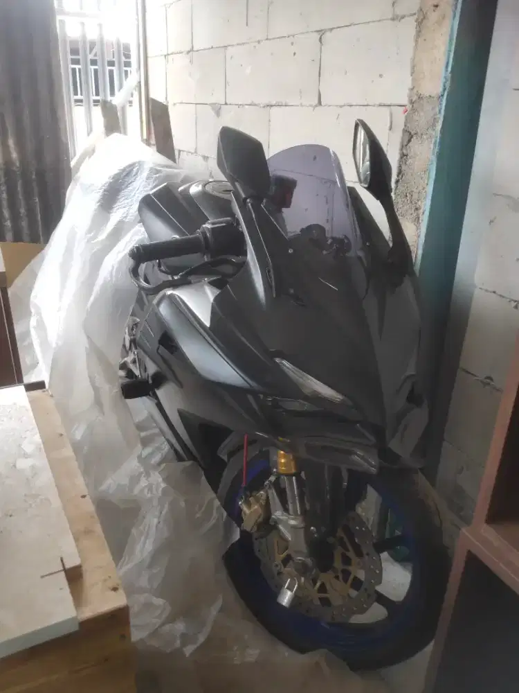 cbr 2 celinderr