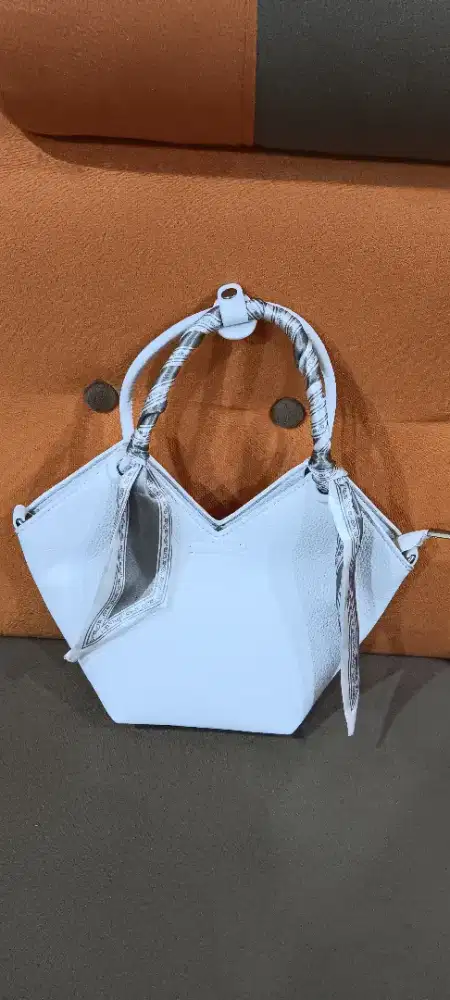 Tas fashion branded