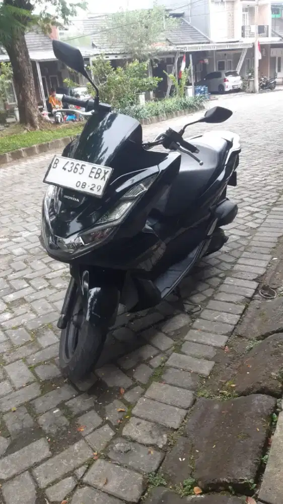 Honda plPCX Tahun 2024