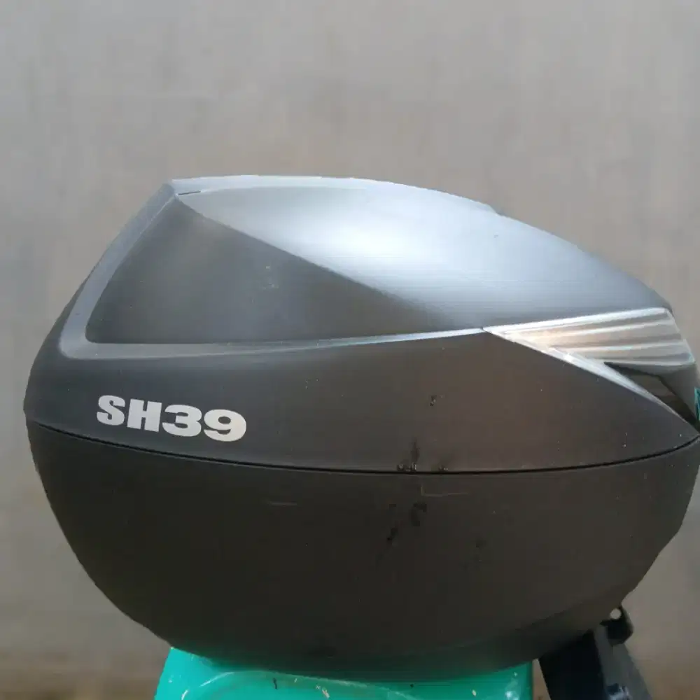Box motor merk Shad