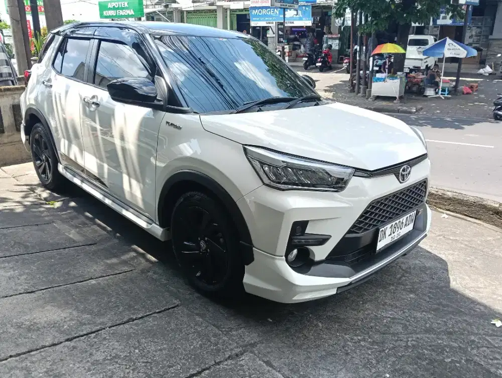 Raize GR Sport 1,0 Turbo at 2023 Putih, hitam, two tone, Automatic