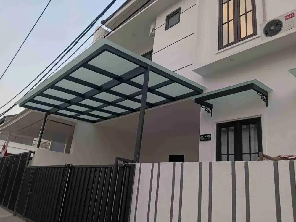 Rumah baru Araya di jalan Boulevard furnish disewakan langka & ciamik