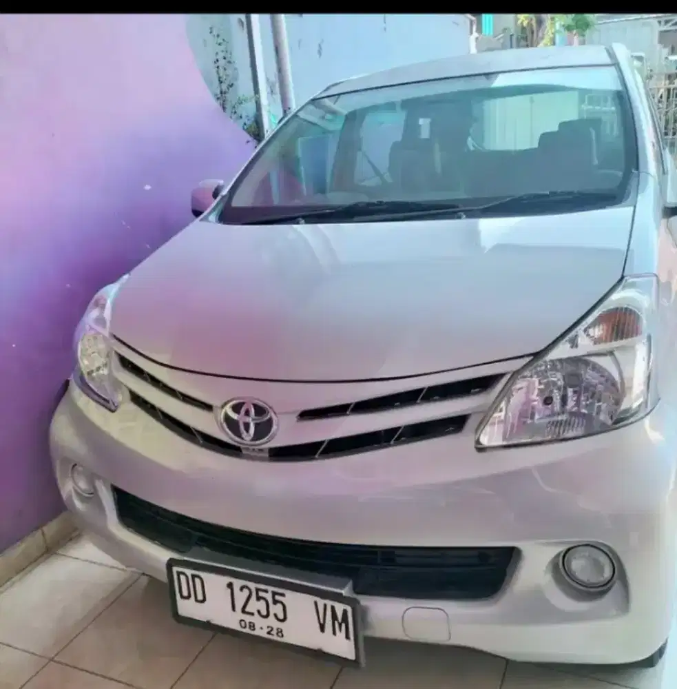 Avanza 2013 matic murah