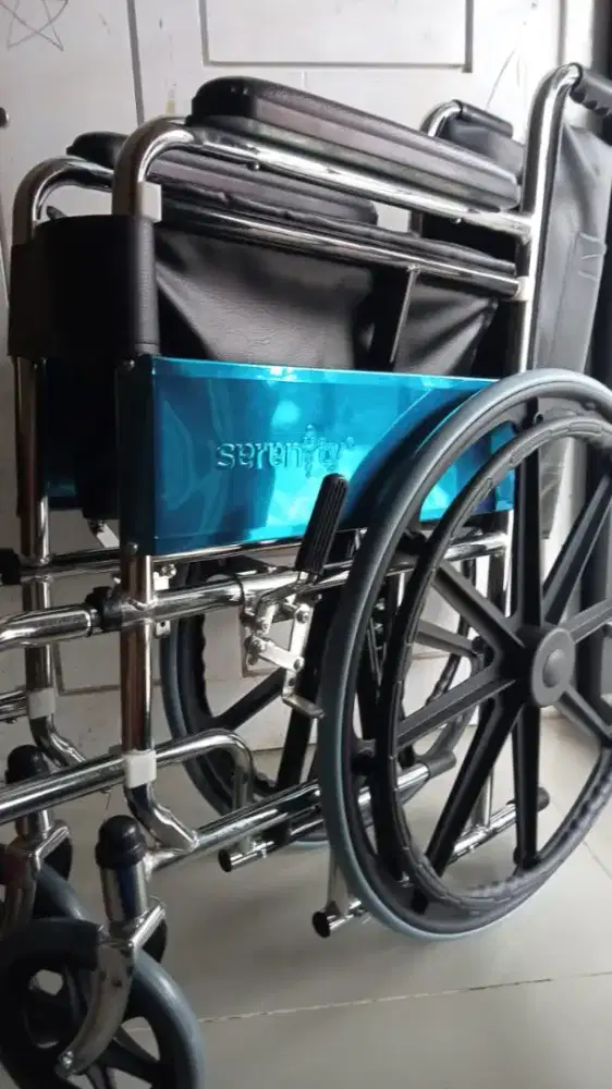 Dijual kursi roda baru dan bekas