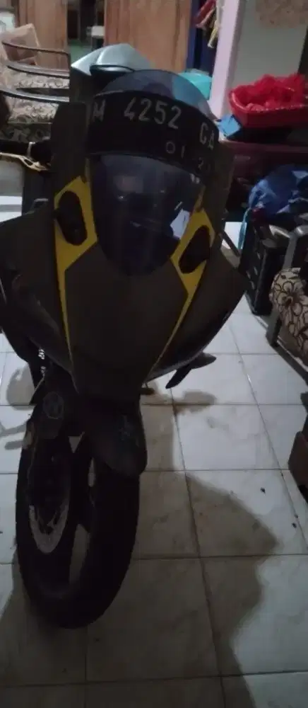 Yamaha YZF-R15 DIJUAL