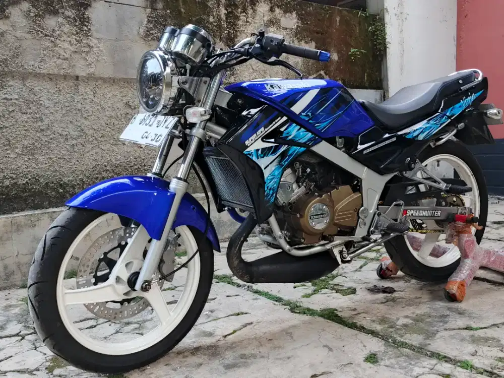Kawasaki Ninja R