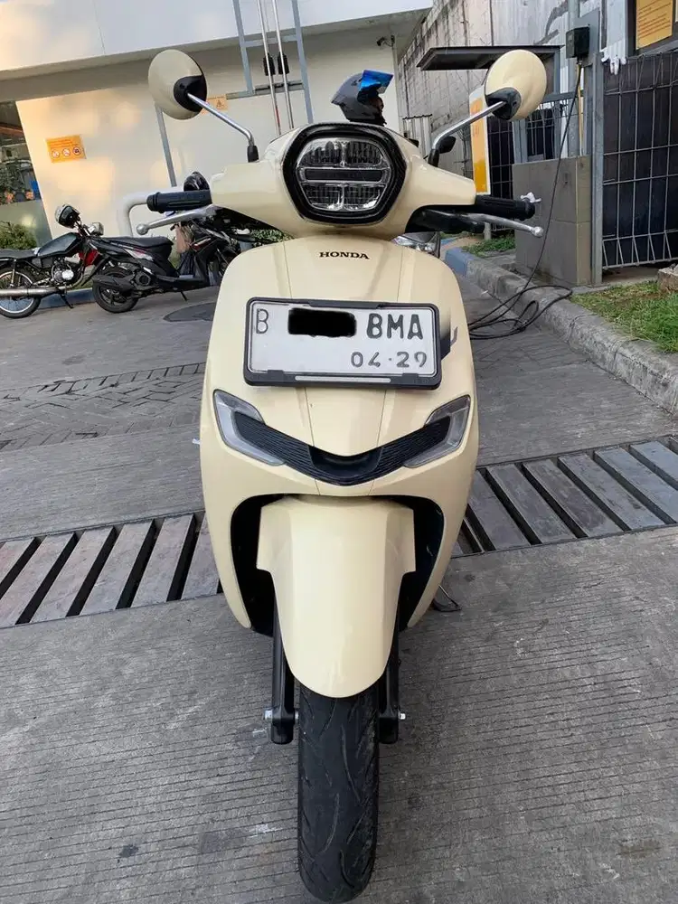 Di jual honda stylo cbs 160 tahun 2024 gres low km