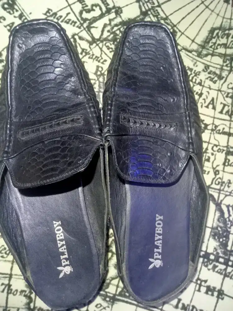 sendal slop/sepatu sendal playboy ori