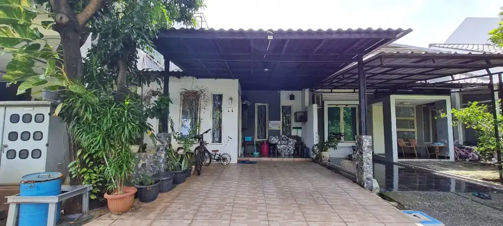 Rumah Semi Furnished disewakan di Greenpark Residence (exit Toll JORR)