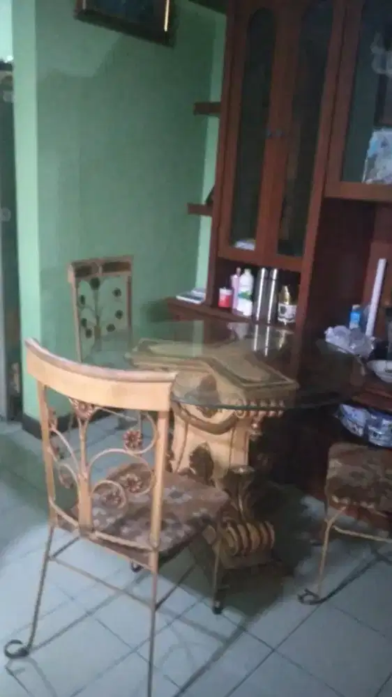 Meja Makan 4 shit Bagus