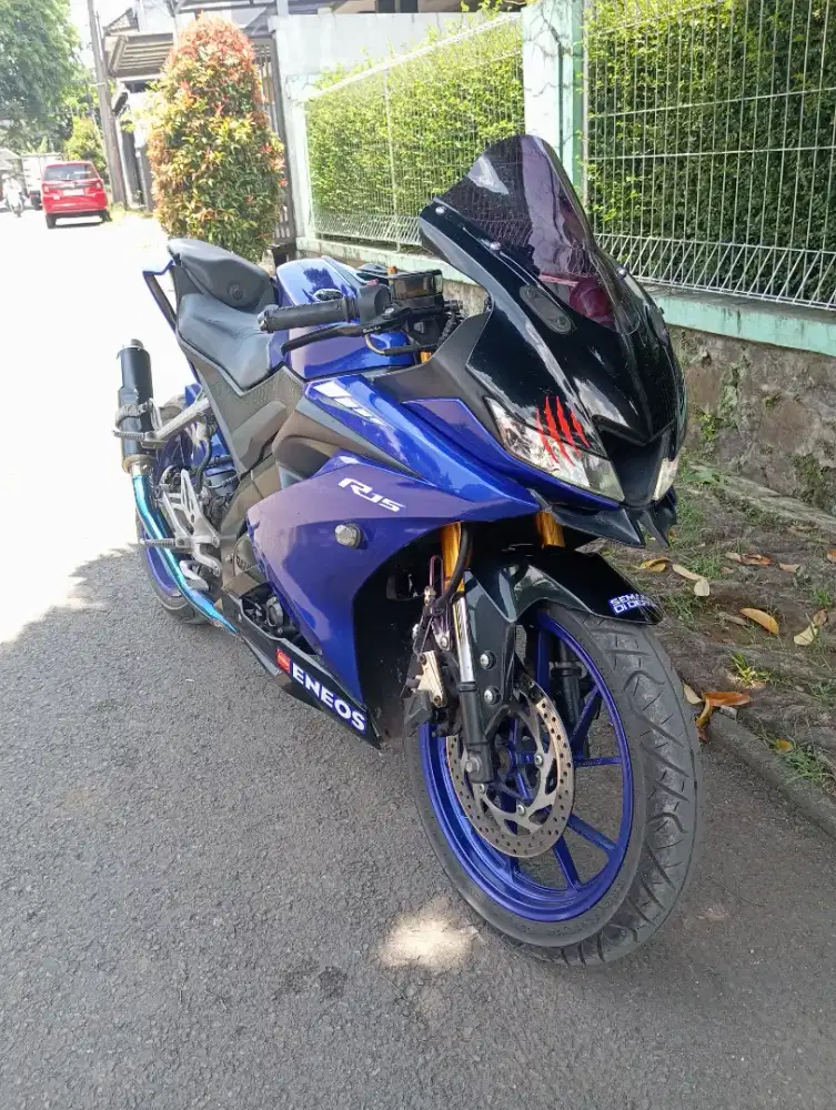 YAMAHA R15V3 2019