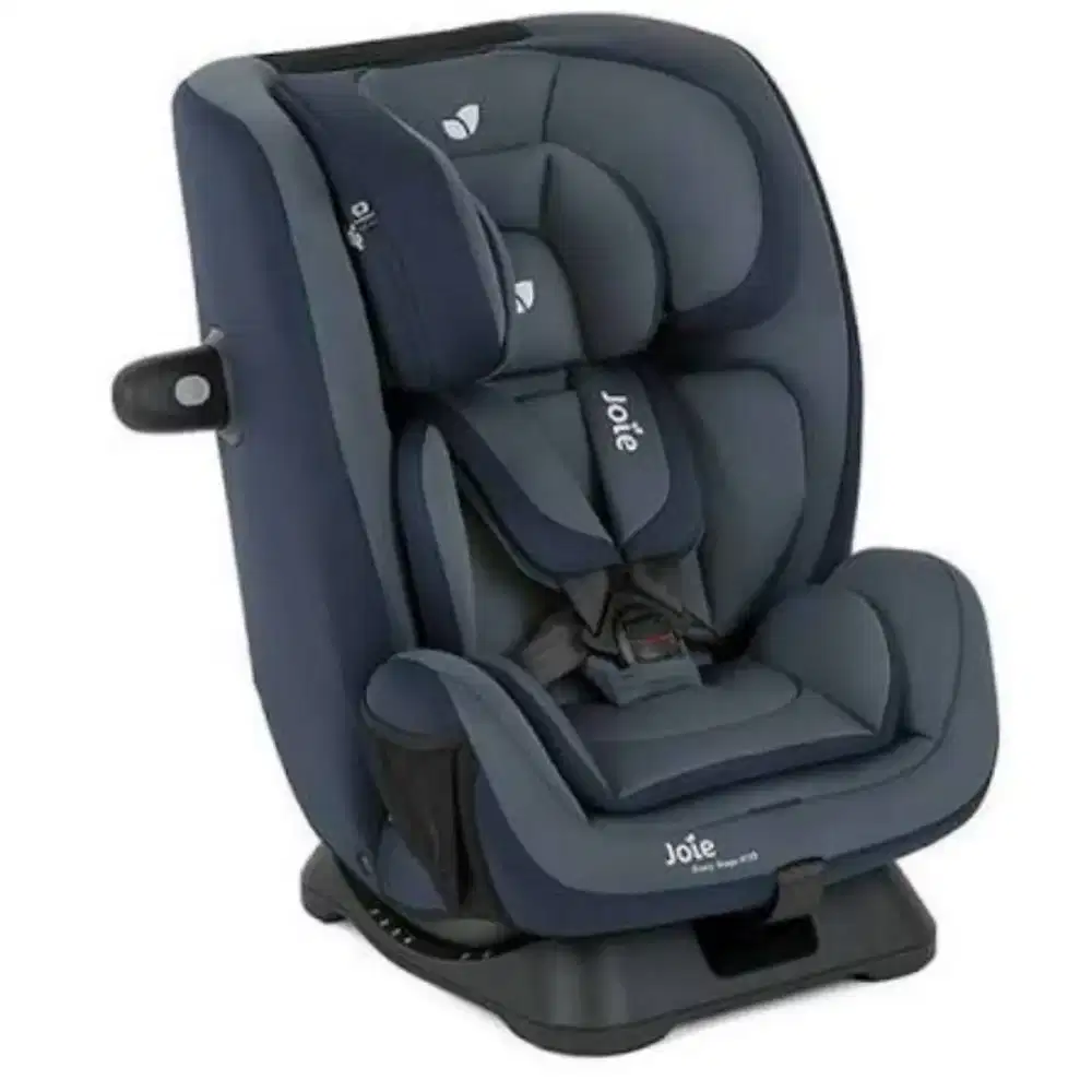 Dijual car seat bayi sampai umur 4 tahun berat 25 kg