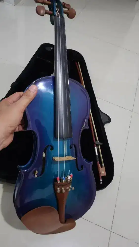 Dijual Biola Cantik