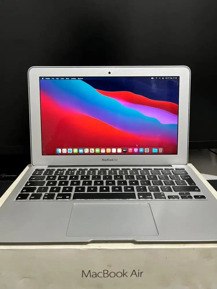 Macbook i5 2015 4/128GB