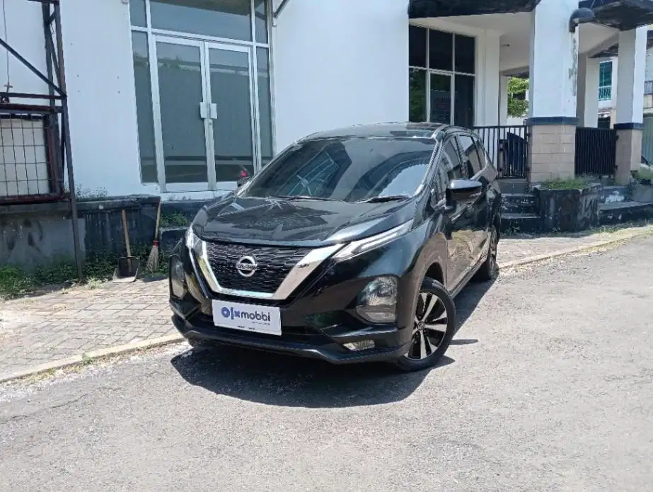 Pajak Panjang - NISSAN LIVINA 1.5 VE BENSIN A/T 2019 HITAM