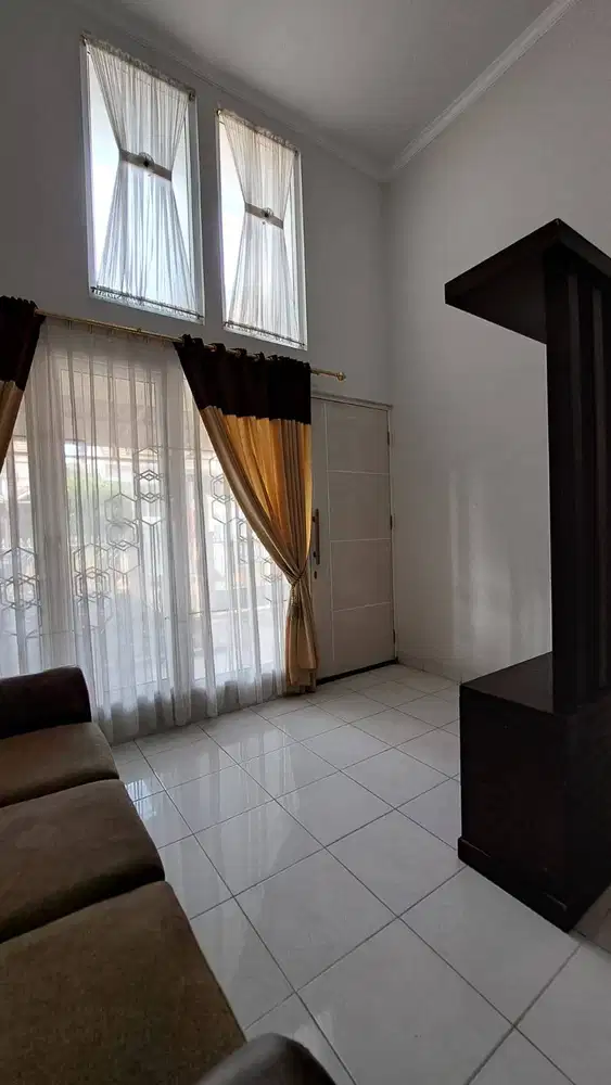 Dijual Rumah Menarik Strategis di Permata Cimanggis, Cisalak, Depok
