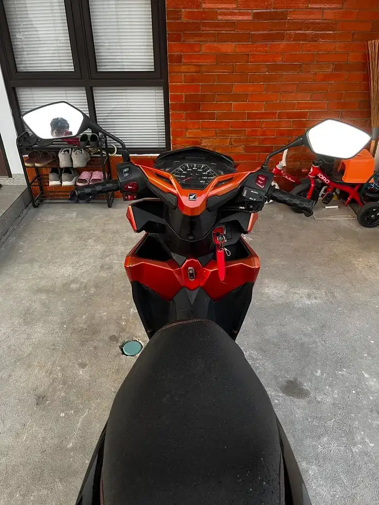 Vario Led Old 2015 Hitam